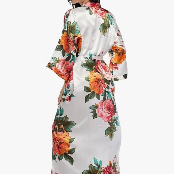 Floral Satin Kimono Robe - Picture 5 of 5